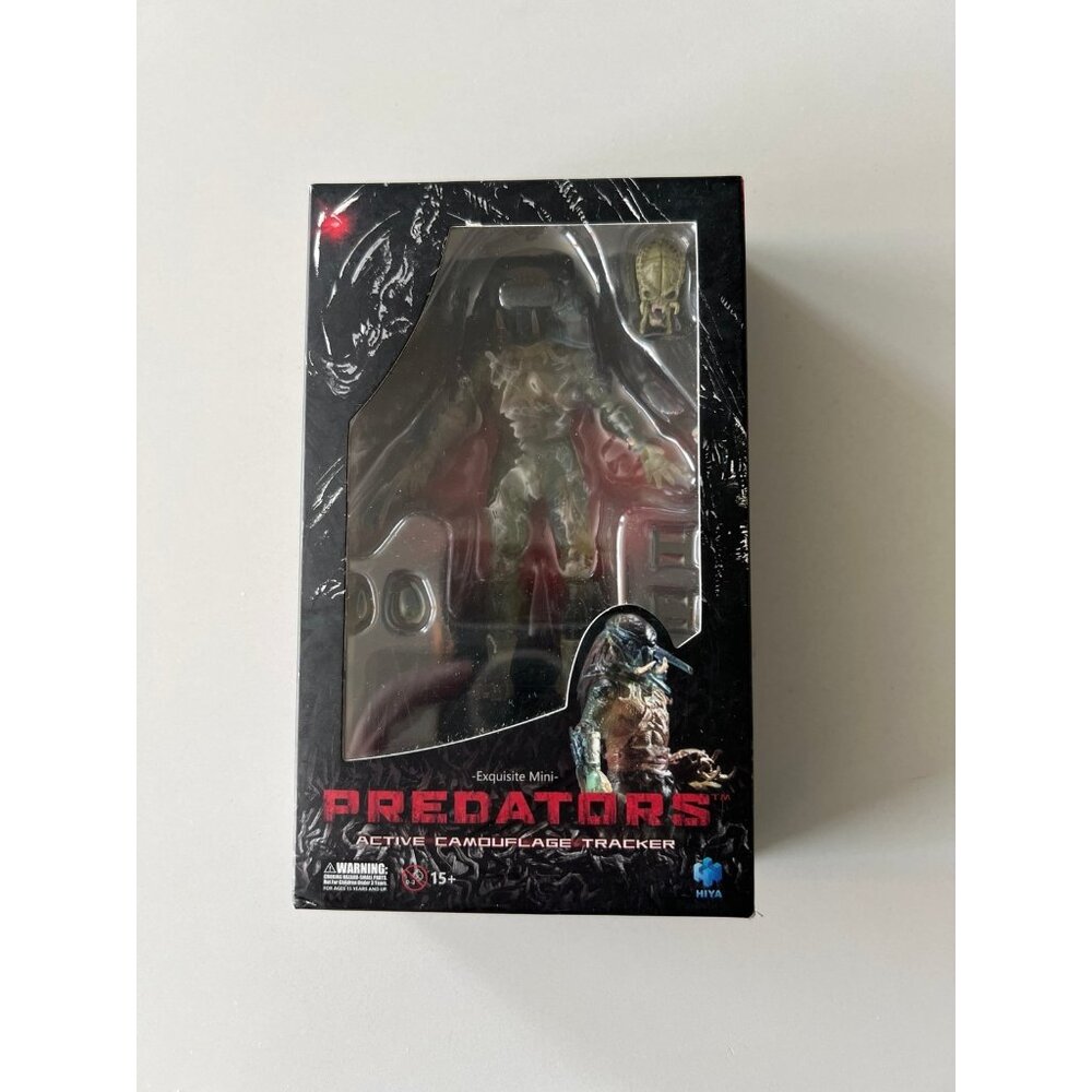 Hiya Toys Predators Active Camouflage Tracker Predator